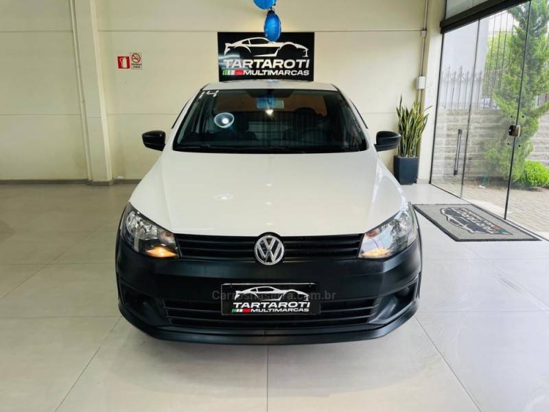 VOLKSWAGEN - SAVEIRO - 2014/2014 - Branca - R$ 44.990,00