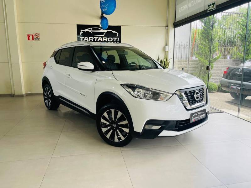 NISSAN - KICKS - 2020/2021 - Branca - R$ 96.990,00