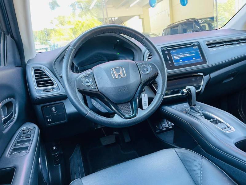 HONDA - HR-V - 2018/2018 - Cinza - R$ 105.990,00