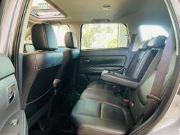 MITSUBISHI - OUTLANDER - 2017/2018 - Cinza - R$ 128.990,00