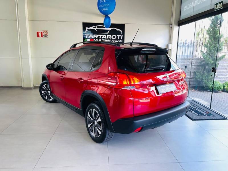 PEUGEOT - 2008 - 2021/2022 - Vermelha - R$ 74.990,00
