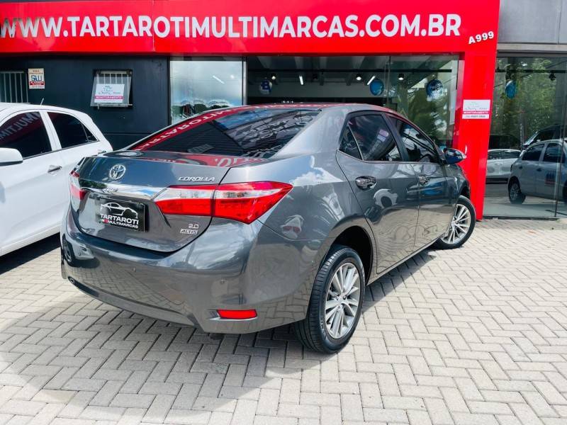 TOYOTA - COROLLA - 2015/2015 - Cinza - R$ 88.990,00
