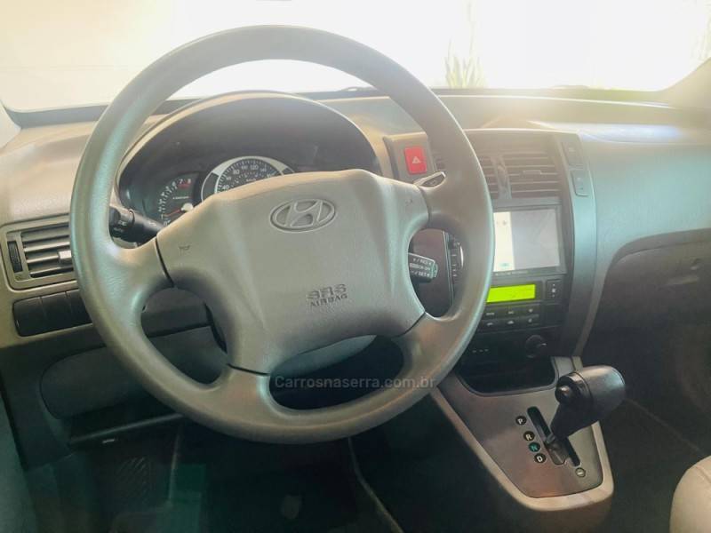 HYUNDAI - TUCSON - 2009/2010 - Preta - R$ 44.990,00