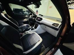 VOLKSWAGEN - T-CROSS - 2019/2020 - Marrom - R$ 112.990,00