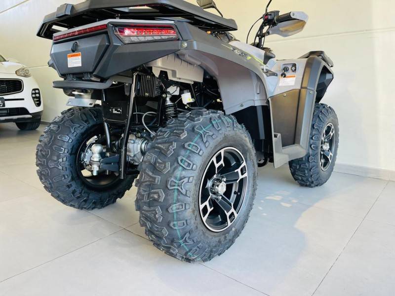 MXF - FOX 325 - 2025/2025 - Cinza - R$ 42.990,00