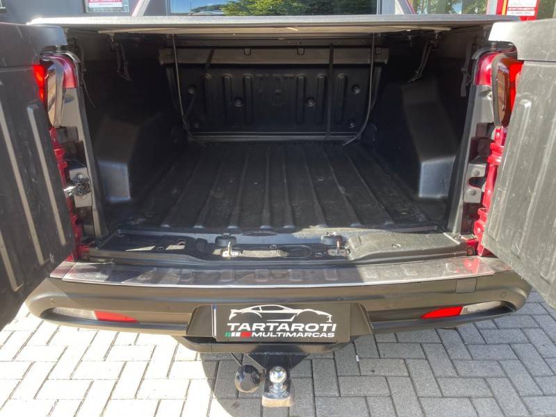 FIAT - TORO - 2017/2018 - Vermelha - R$ 87.990,00