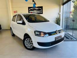 VOLKSWAGEN - FOX - 2014/2014 - Branca - R$ 43.990,00