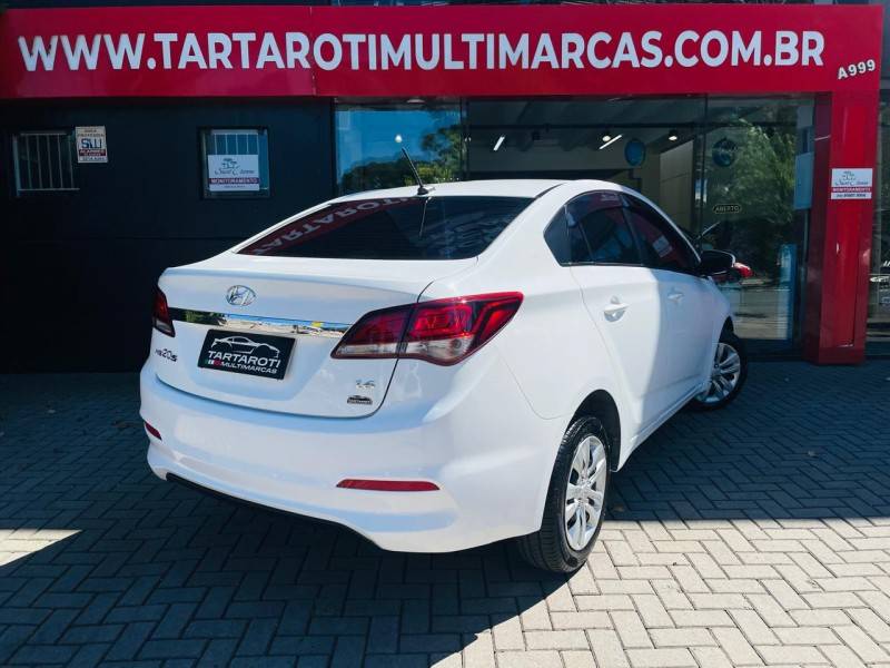 HYUNDAI - HB20S - 2018/2019 - Branca - R$ 65.990,00