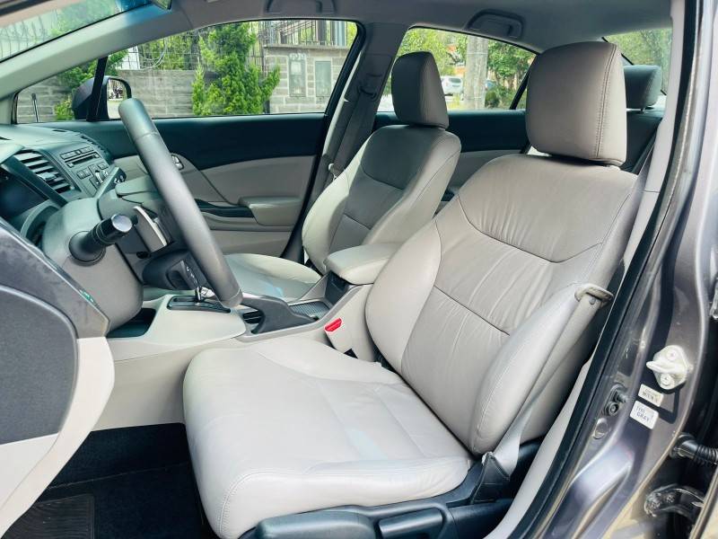 HONDA - CIVIC - 2015/2016 - Cinza - R$ 81.990,00