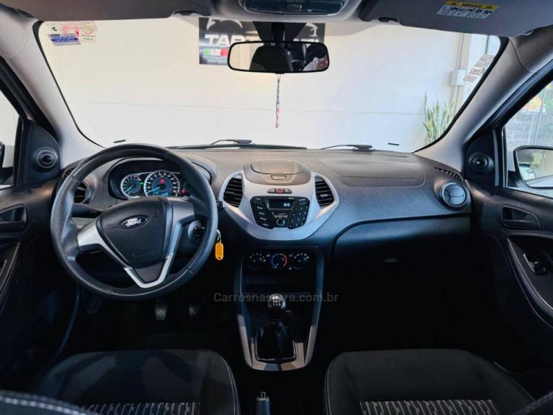 FORD - KA - 2015/2015 - Branca - R$ 42.990,00