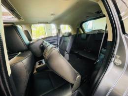 MITSUBISHI - OUTLANDER - 2017/2018 - Cinza - R$ 128.990,00