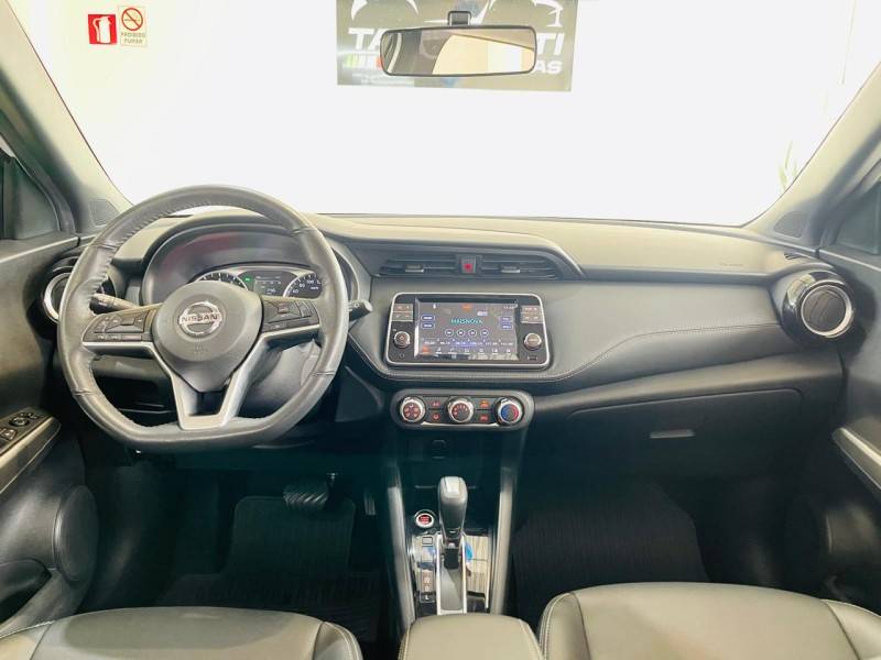 NISSAN - KICKS - 2020/2021 - Branca - R$ 96.990,00