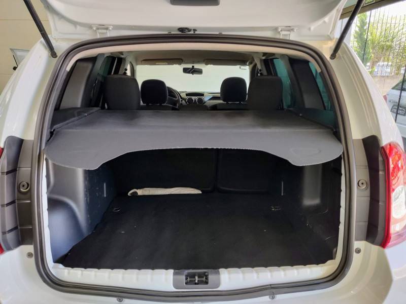 RENAULT - DUSTER - 2012/2013 - Branca - Sob Consulta