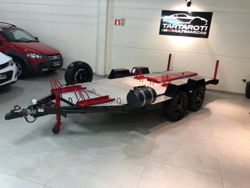 REBOQUES - RONIMAR - 2014/2014 - Preta - R$ 12.990,00