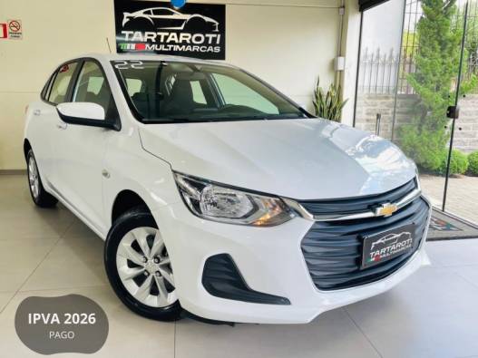 CHEVROLET - ONIX - 2021/2022 - Branca - R$ 77.990,00