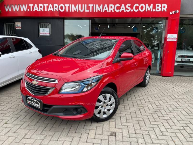 CHEVROLET - PRISMA - 2015/2016 - Vermelha - R$ 57.990,00