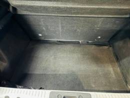 RENAULT - SANDERO - 2019/2020 - Branca - R$ 49.990,00