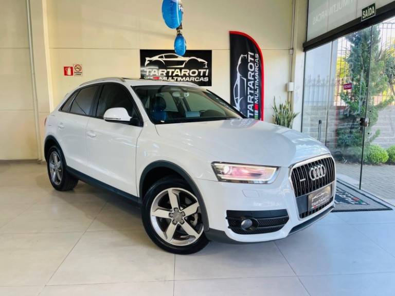 AUDI - Q3 - 2012/2013 - Branca - R$ 82.990,00