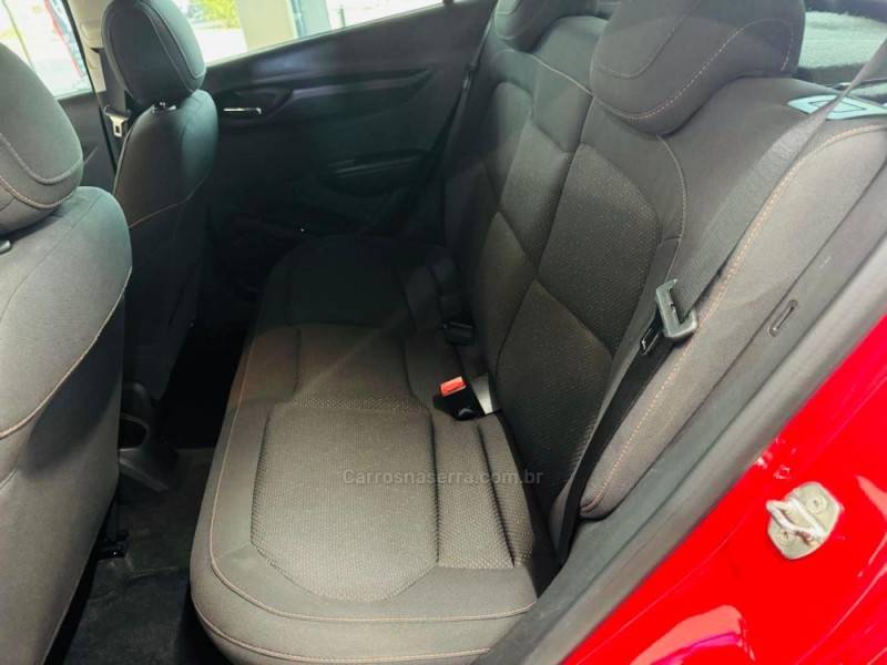 CHEVROLET - ONIX - 2014/2015 - Vermelha - R$ 56.990,00