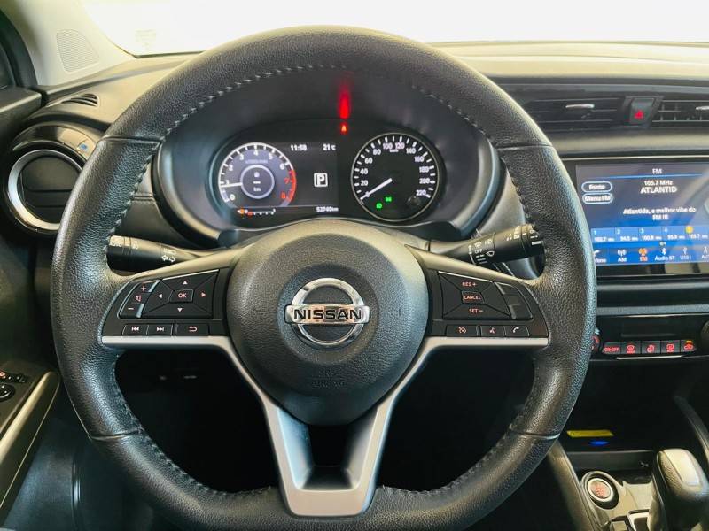NISSAN - KICKS - 2021/2022 - Azul - R$ 105.990,00