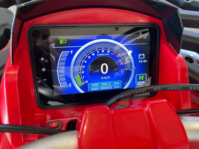 MXF - ATTACK 200 - 2025/2025 - Vermelha - R$ 27.990,00