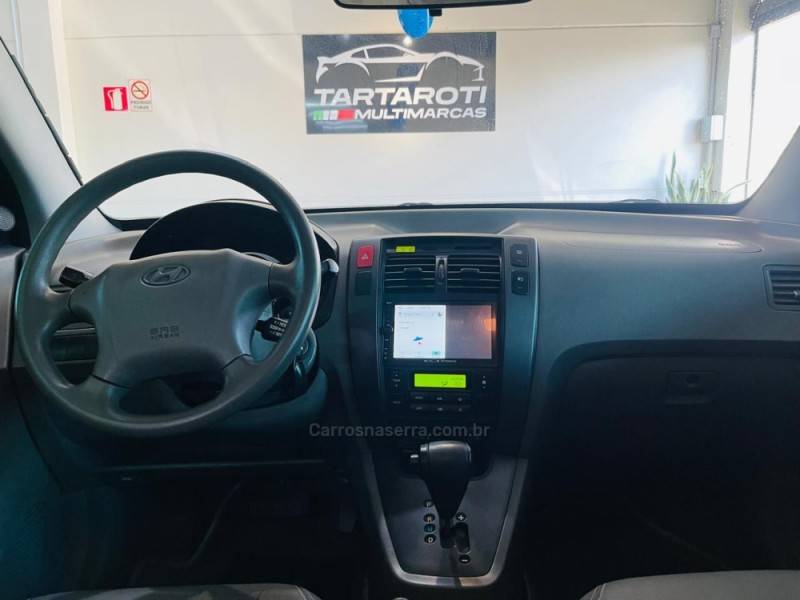 HYUNDAI - TUCSON - 2009/2010 - Preta - R$ 44.990,00