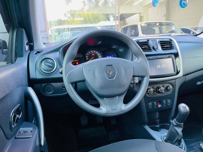 RENAULT - SANDERO - 2018/2019 - Preta - R$ 46.990,00