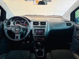 VOLKSWAGEN - FOX - 2014/2015 - Prata - R$ 47.990,00