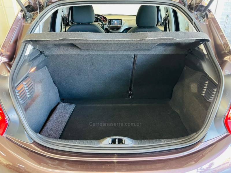 PEUGEOT - 208 - 2014/2015 - Marrom - R$ 50.990,00