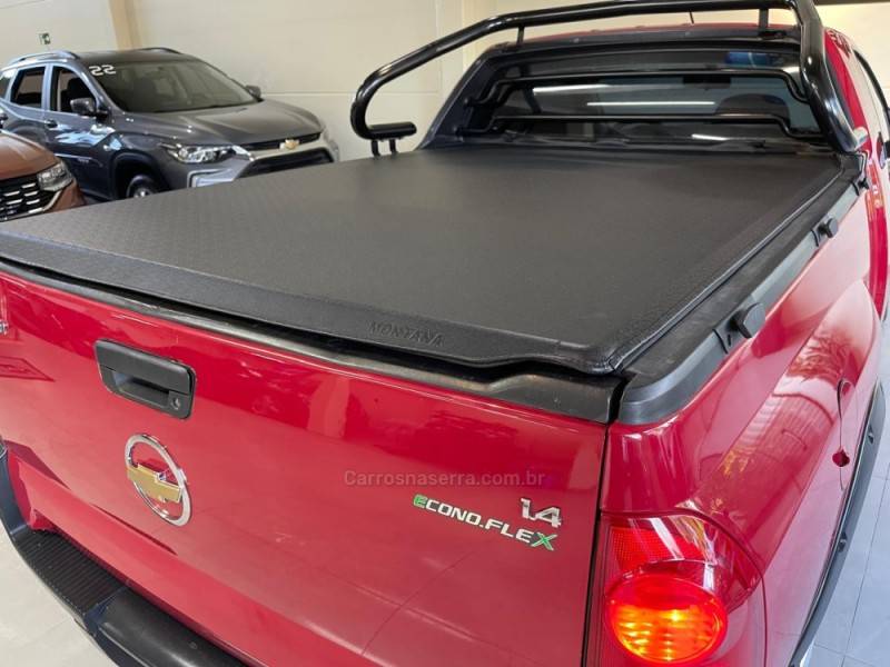 CHEVROLET - MONTANA - 2009/2010 - Vermelha - R$ 37.990,00