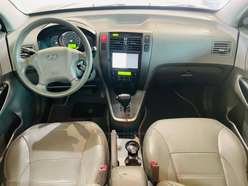 HYUNDAI - TUCSON - 2009/2010 - Preta - R$ 44.990,00