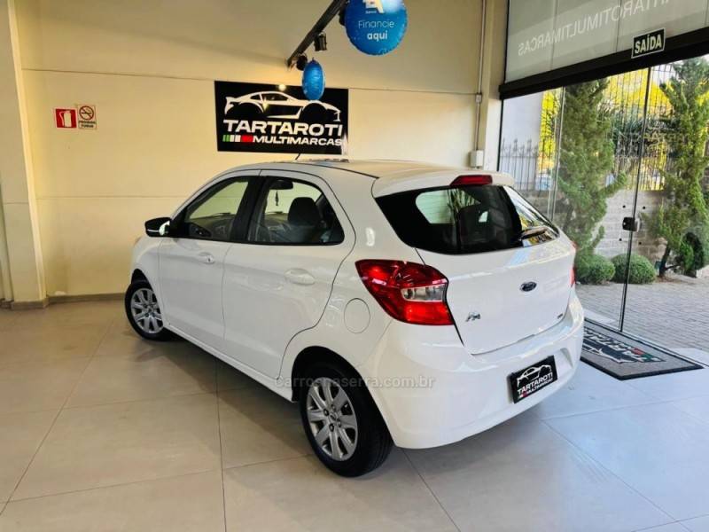 FORD - KA - 2015/2015 - Branca - R$ 42.990,00