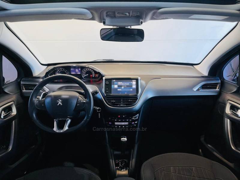 PEUGEOT - 208 - 2014/2015 - Marrom - R$ 50.990,00
