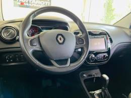 RENAULT - CAPTUR - 2017/2018 - Branca - R$ 76.990,00