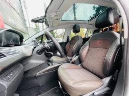 PEUGEOT - 2008 - 2016/2017 - Branca - R$ 61.990,00