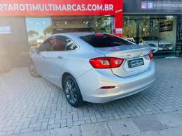 CHEVROLET - CRUZE - 2017/2018 - Prata - R$ 92.990,00