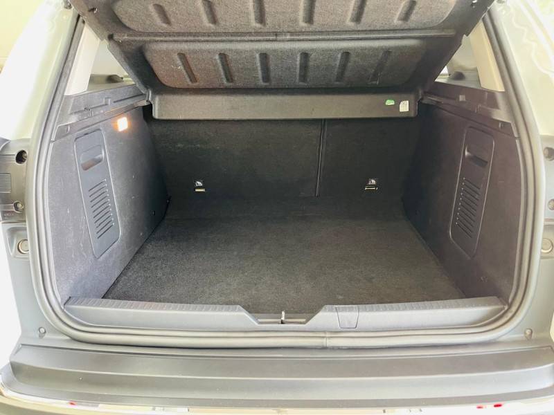 RENAULT - CAPTUR - 2017/2018 - Branca - R$ 76.990,00