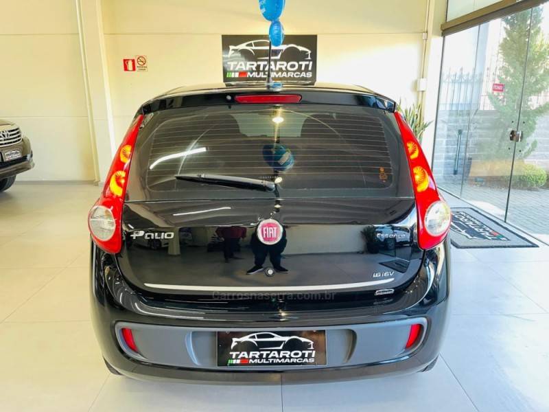 FIAT - PALIO - 2012/2013 - Preta - R$ 38.990,00