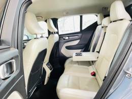 VOLVO - XC 40 - 2019/2020 - Cinza - R$ 159.990,00