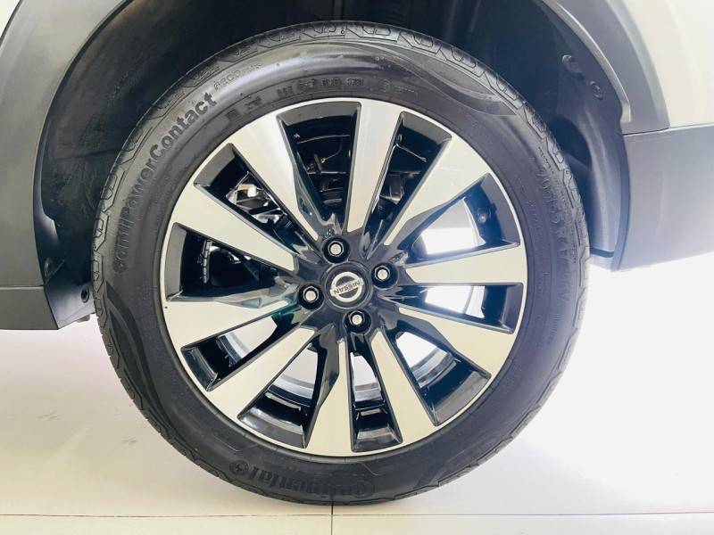 NISSAN - KICKS - 2020/2021 - Branca - R$ 96.990,00