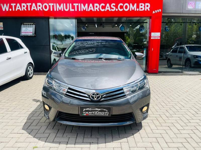 TOYOTA - COROLLA - 2015/2015 - Cinza - R$ 88.990,00
