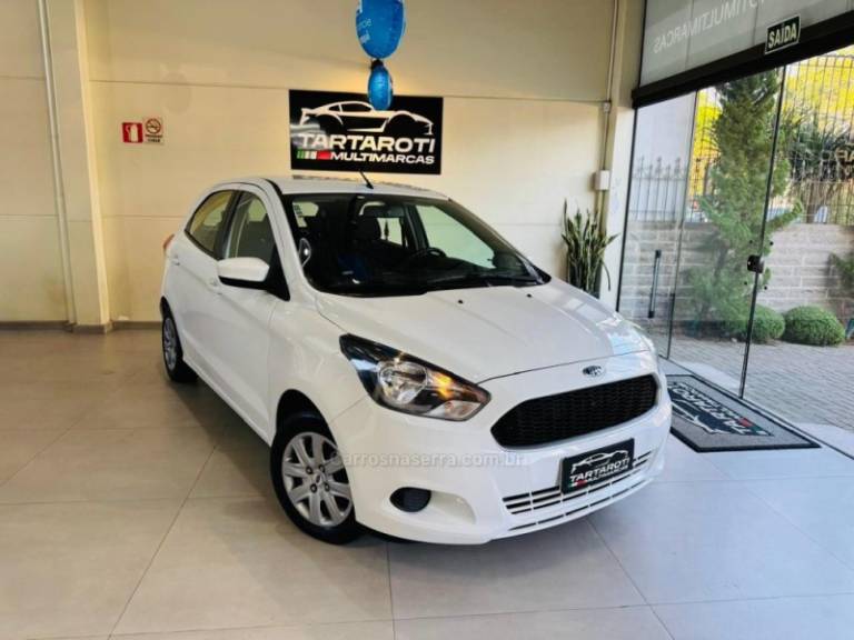FORD - KA - 2015/2015 - Branca - R$ 42.990,00