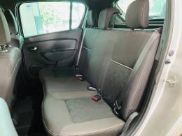 RENAULT - SANDERO - 2021/2022 - Prata - R$ 64.990,00