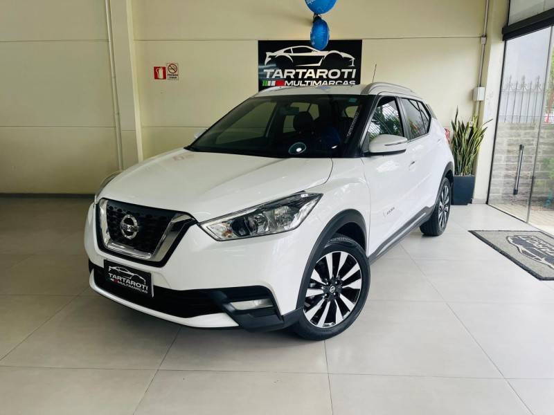 NISSAN - KICKS - 2020/2021 - Branca - R$ 96.990,00