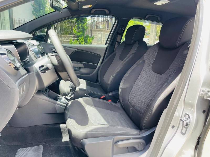 RENAULT - CAPTUR - 2019/2020 - Prata - R$ 74.990,00