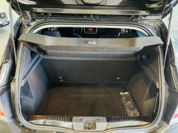 RENAULT - SANDERO - 2018/2019 - Preta - R$ 58.990,00