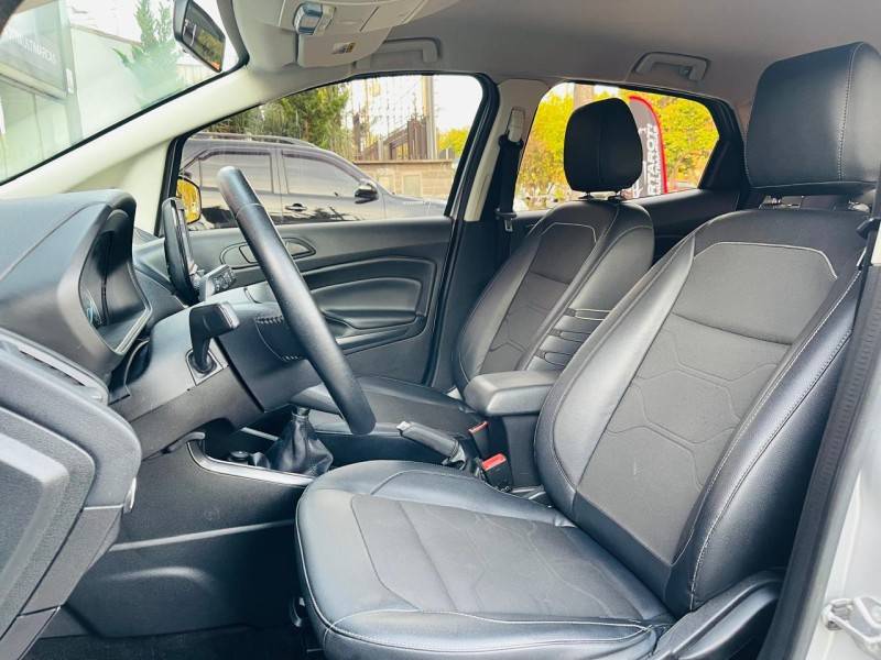 FORD - ECOSPORT - 2019/2020 - Prata - R$ 76.990,00