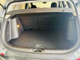 CHEVROLET - TRACKER - 2021/2022 - Prata - R$ 99.990,00