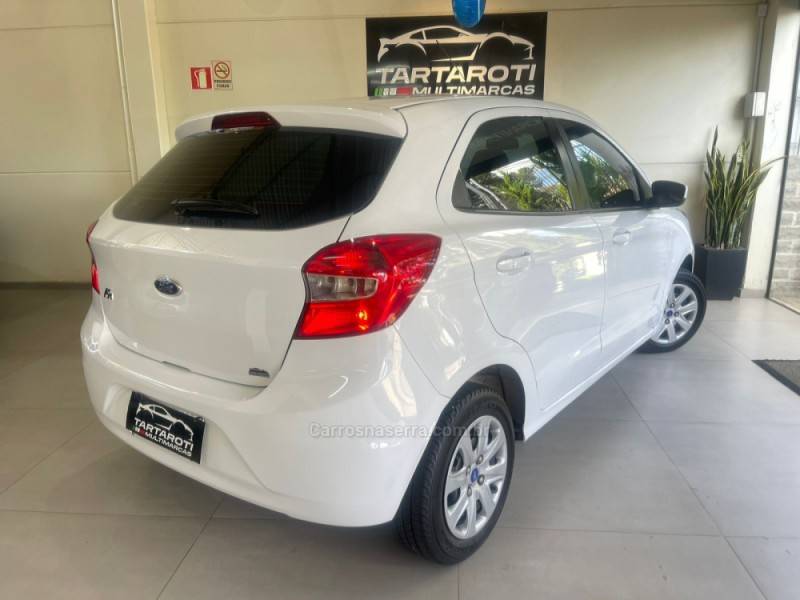 FORD - KA - 2014/2015 - Branca - R$ 39.990,00