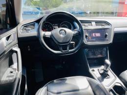 VOLKSWAGEN - TIGUAN - 2019/2019 - Preta - R$ 114.990,00